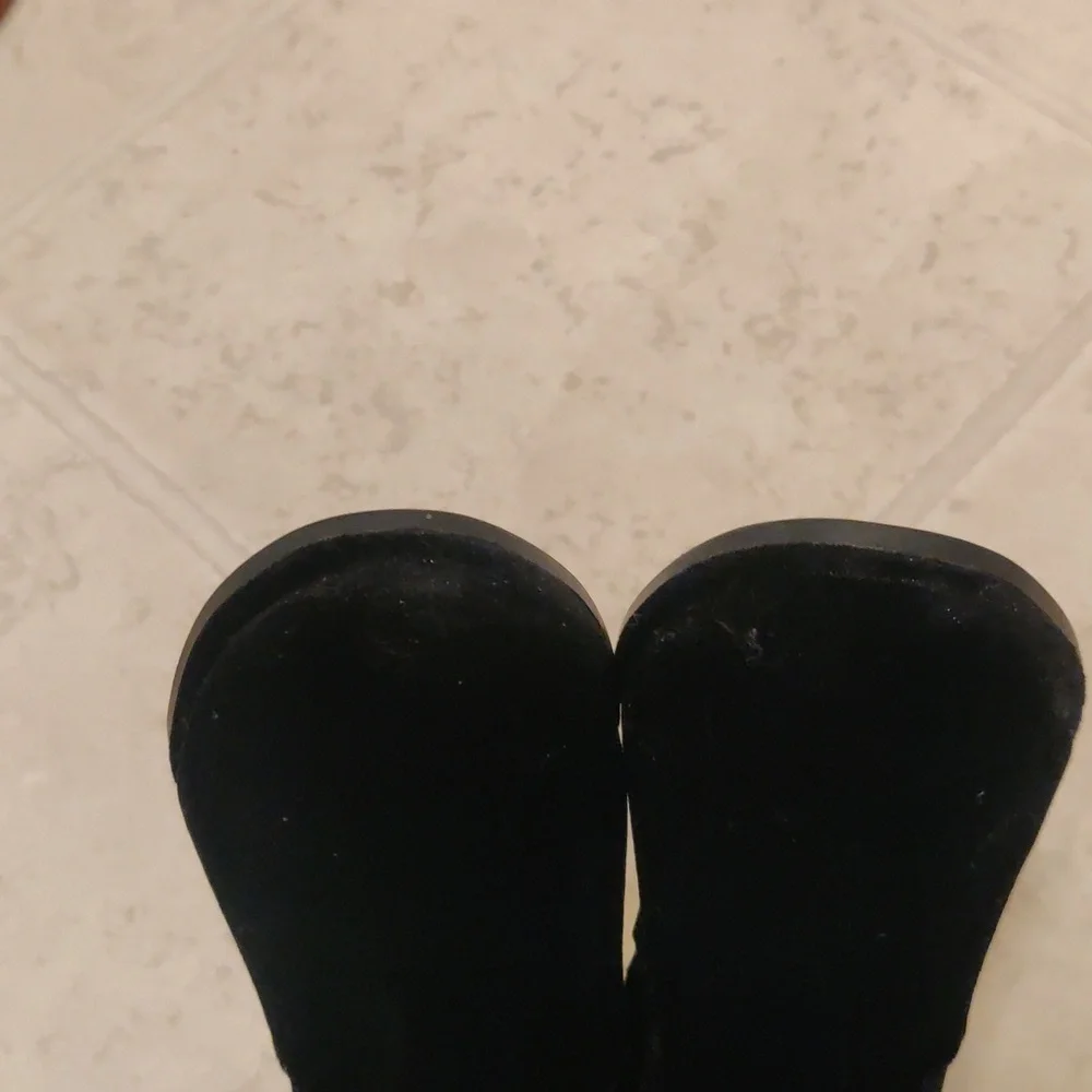 MARC FISHER BLACK VELOUR KNEE BOOTS WOMEN’S 7 M